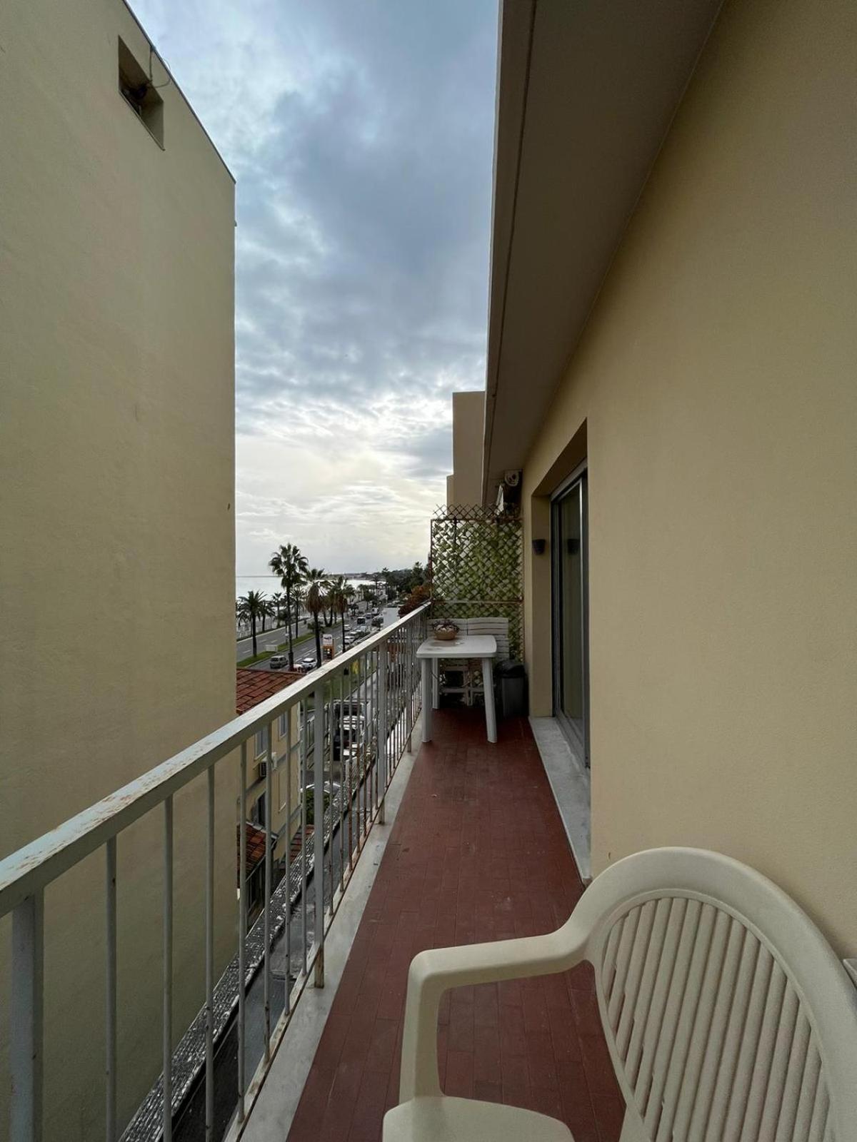 Vue Mer Nice Exterior photo